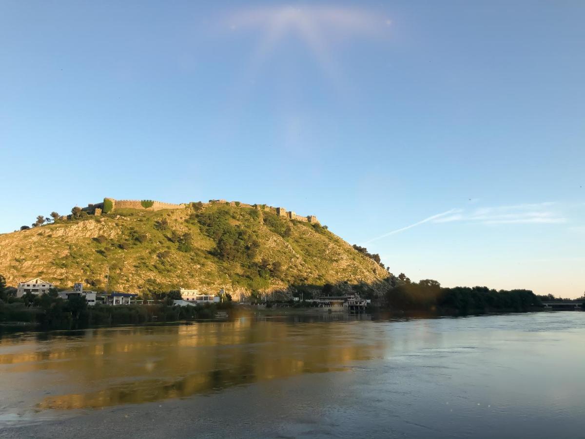 Hotel Arifi Szkodra Zewnętrze zdjęcie